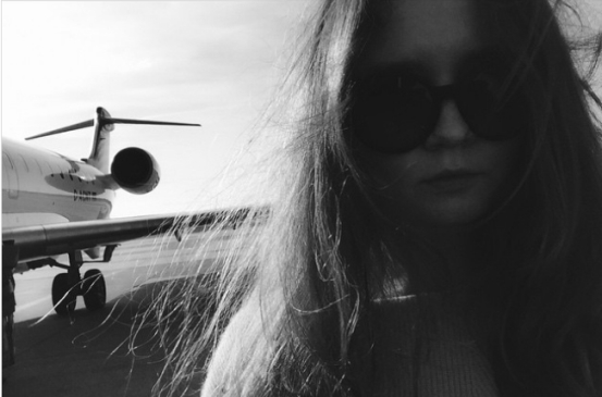 Анна Делви (Сорокина) путешествовала на частном самолете